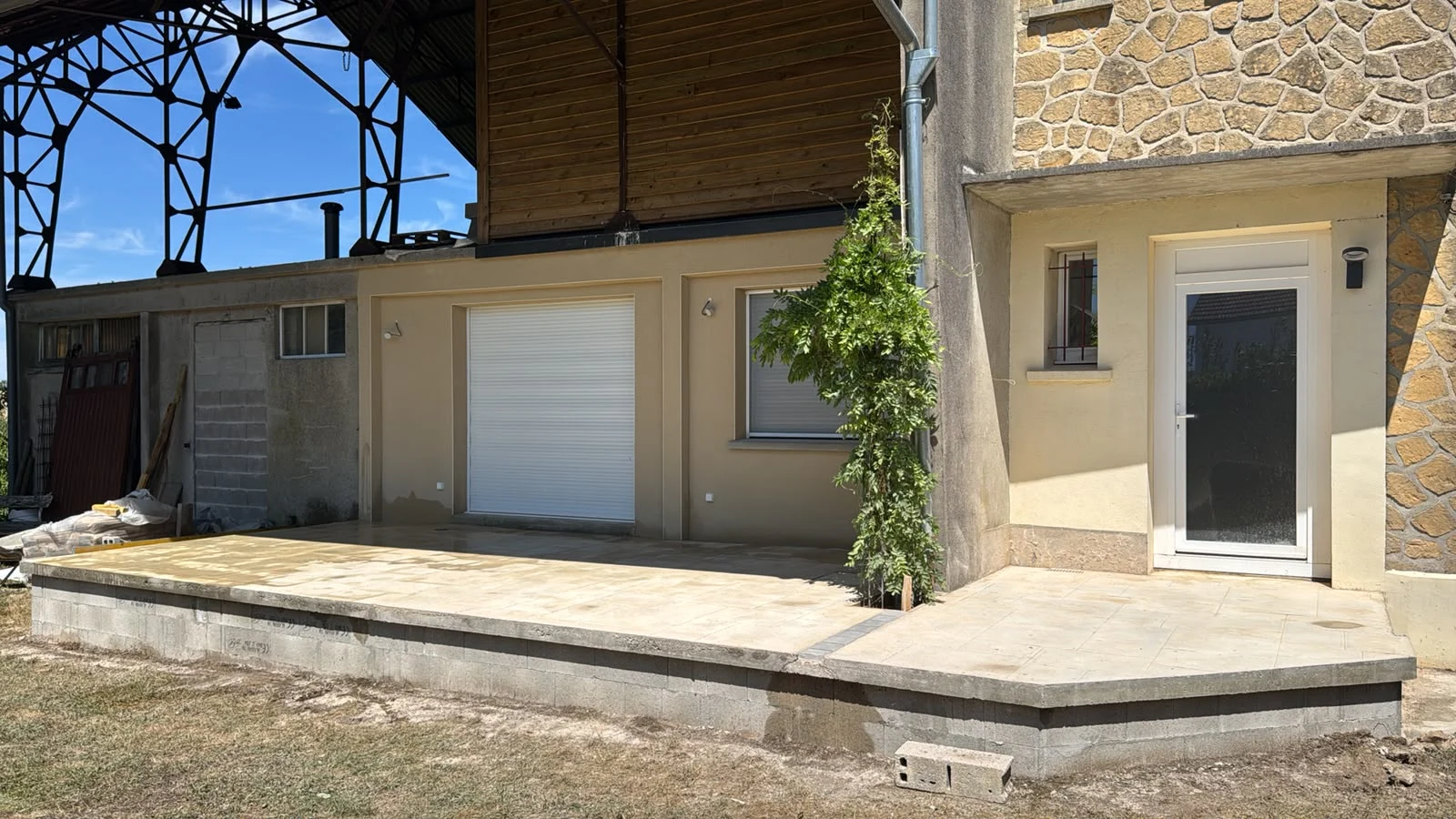 Béton imprimé — photo de chantier SAS DERVAUX